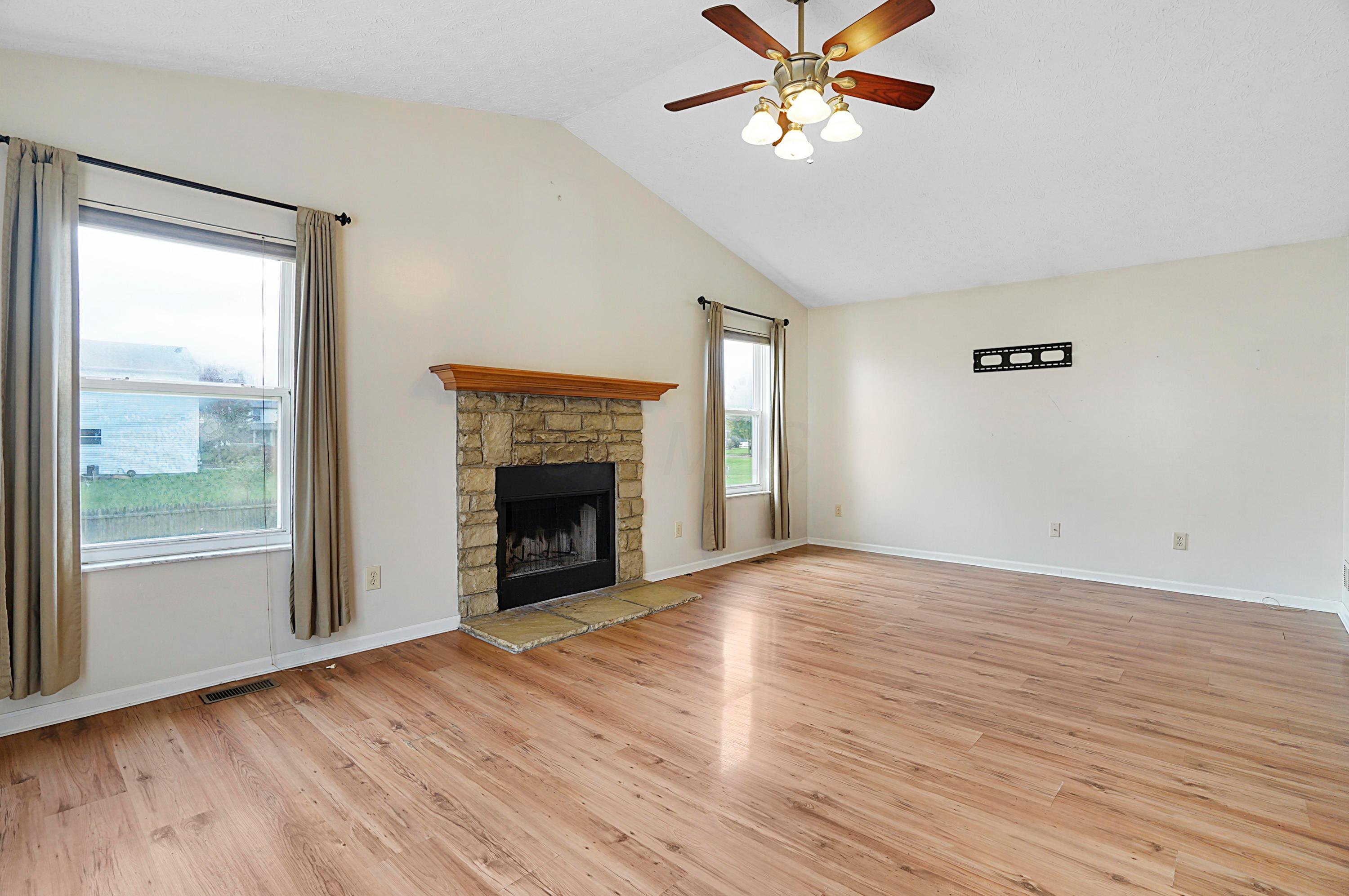 230 Lofton Circle Delaware, OH 43015 - Photo 15 of 34