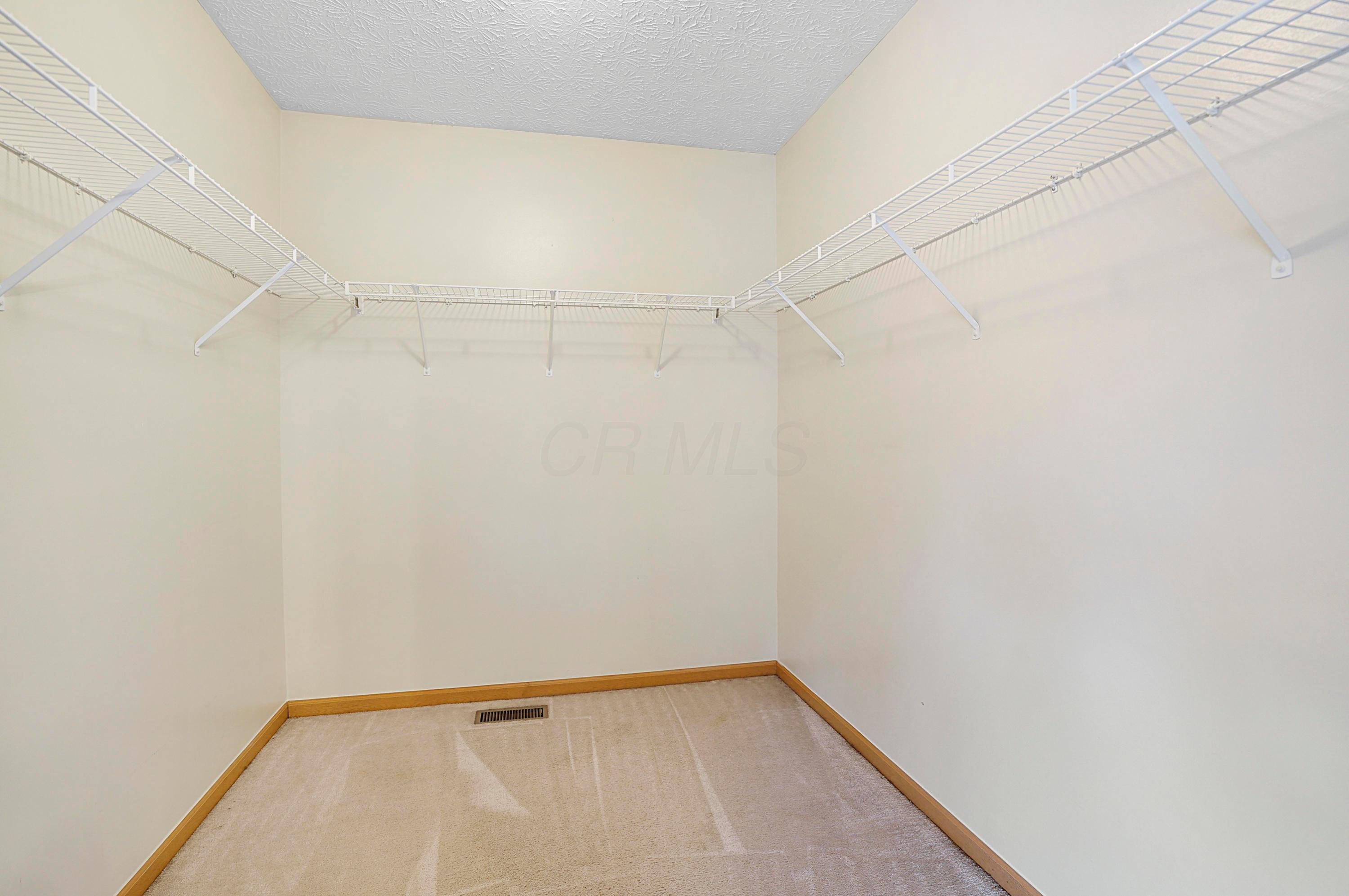 230 Lofton Circle Delaware, OH 43015 - Photo 25 of 34