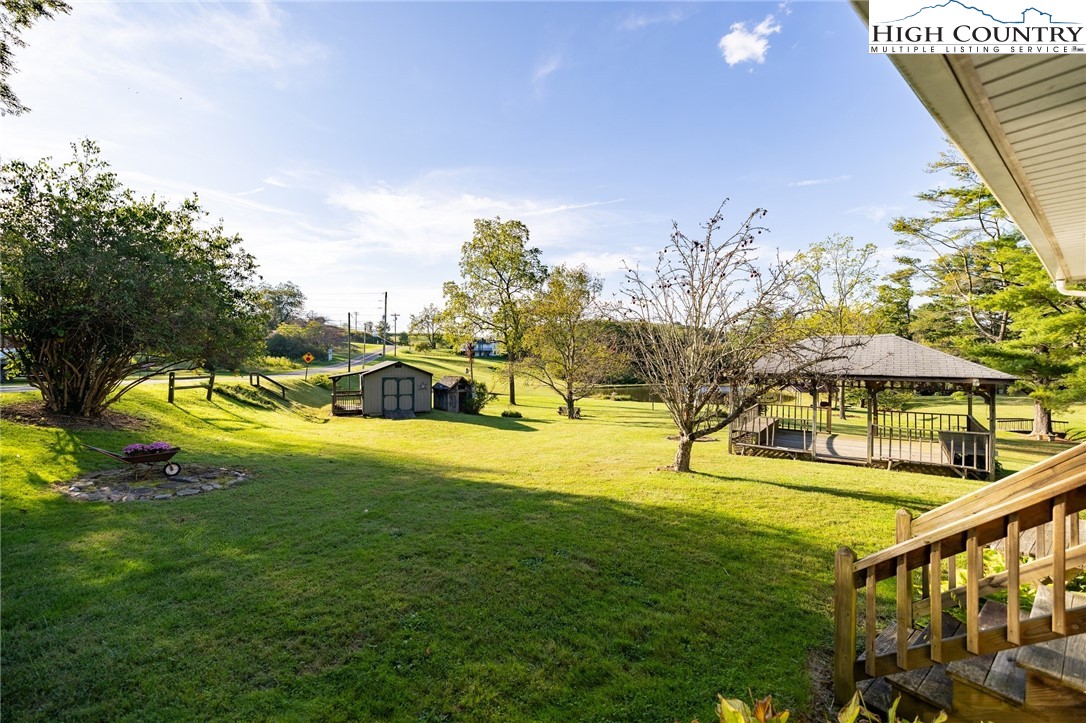 141 New Haven Road Sparta, NC 28675 - Photo 4 of 50 Gallery Image 4