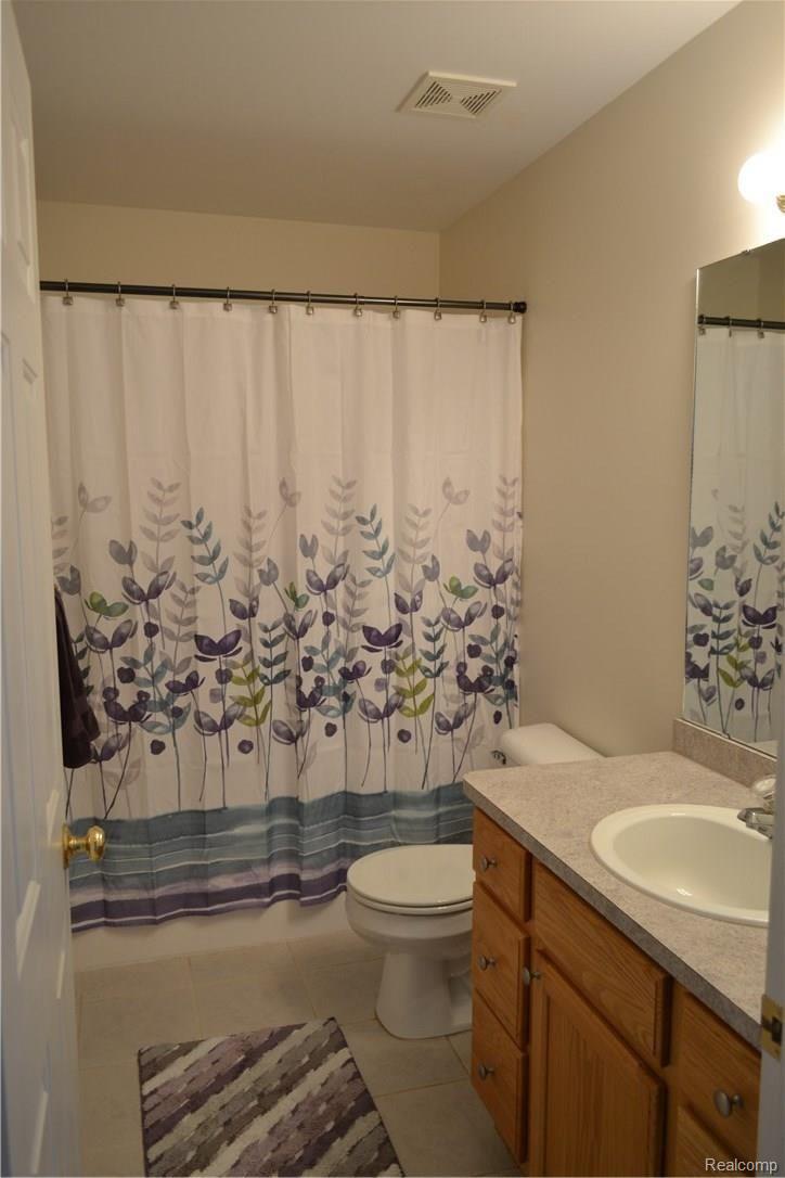 2471 Musson Road Howell, MI 48855 - Photo 25 of 28 upstairs bath