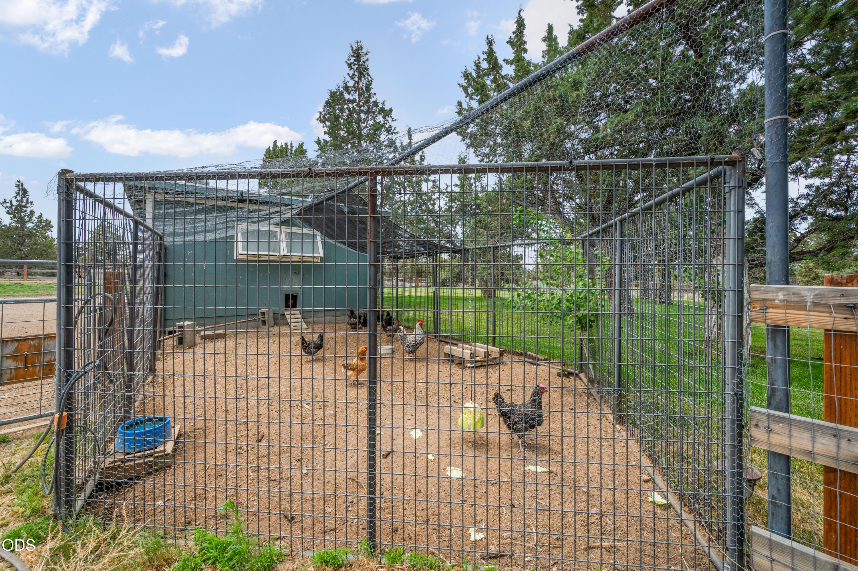 23720 Southwest Starshine Lane Bend, OR 97701 - Photo 32 of 65