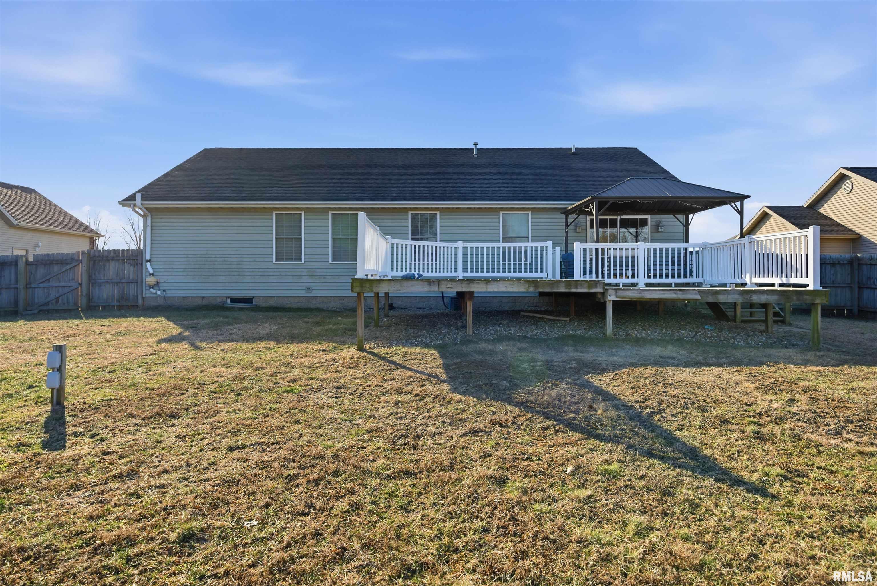 701 Buckhaven Street Pekin, IL 61554 - Photo 16 of 21