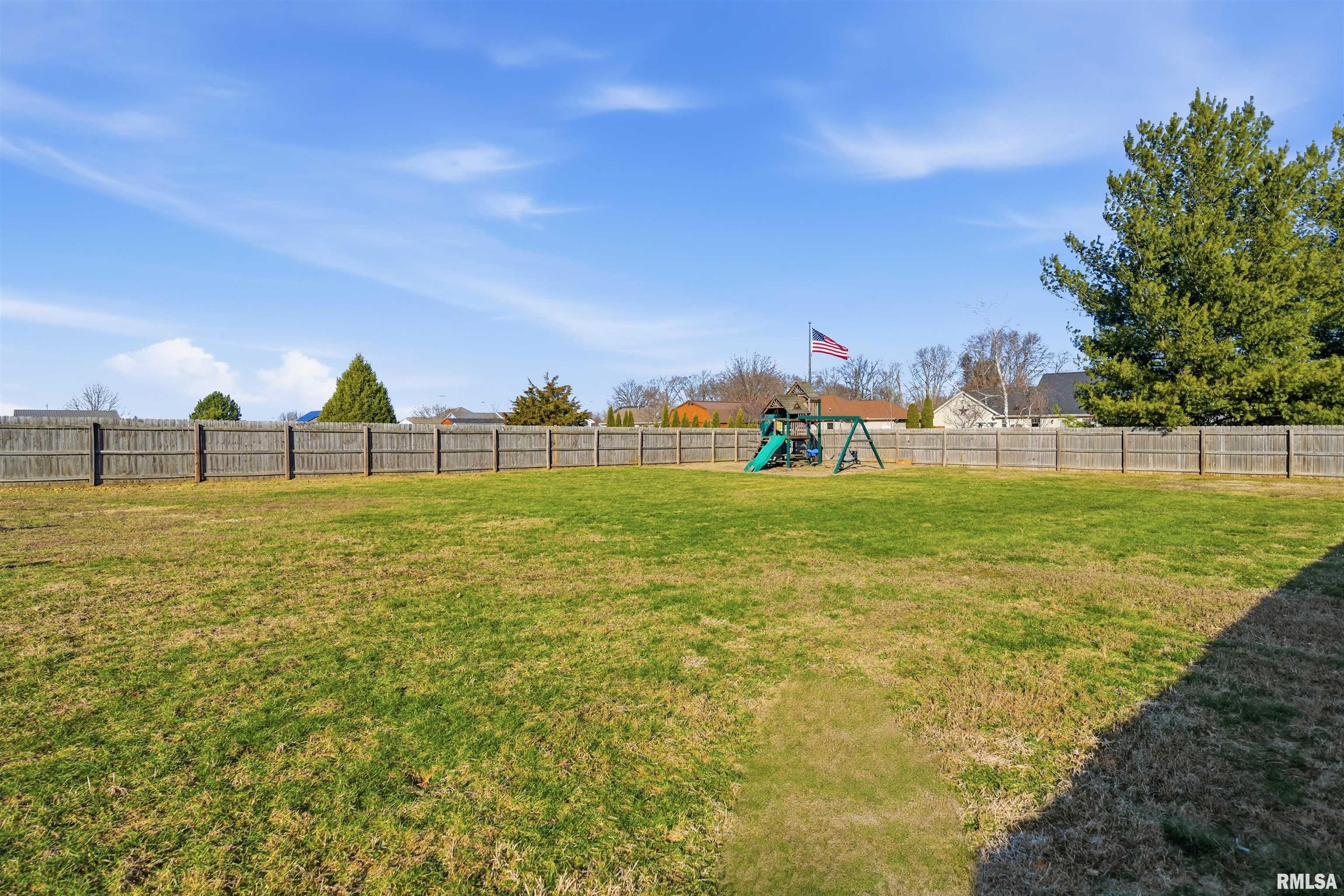 701 Buckhaven Street Pekin, IL 61554 - Photo 20 of 21