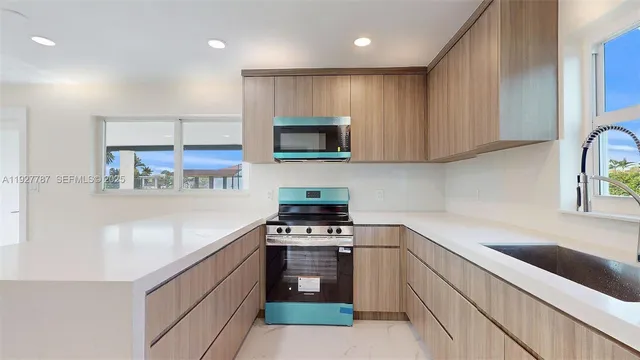 $3,300,000 | 3801 Southwest 132nd Avenue, Miami, FL 33175