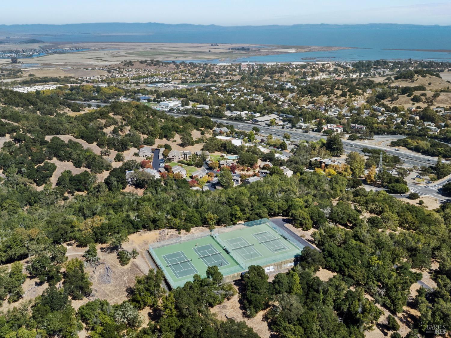 4 Hawk Ridge Court Novato, CA 94949 - Photo 36 of 41 Gallery Image 36