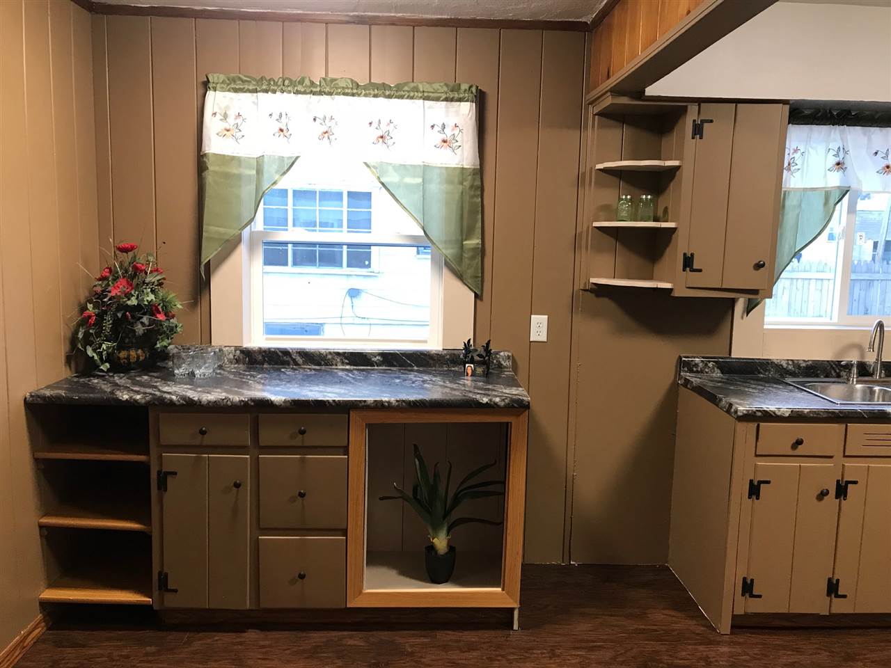 206 West Main Street Butler, IN 46721 - Photo 9 of 35