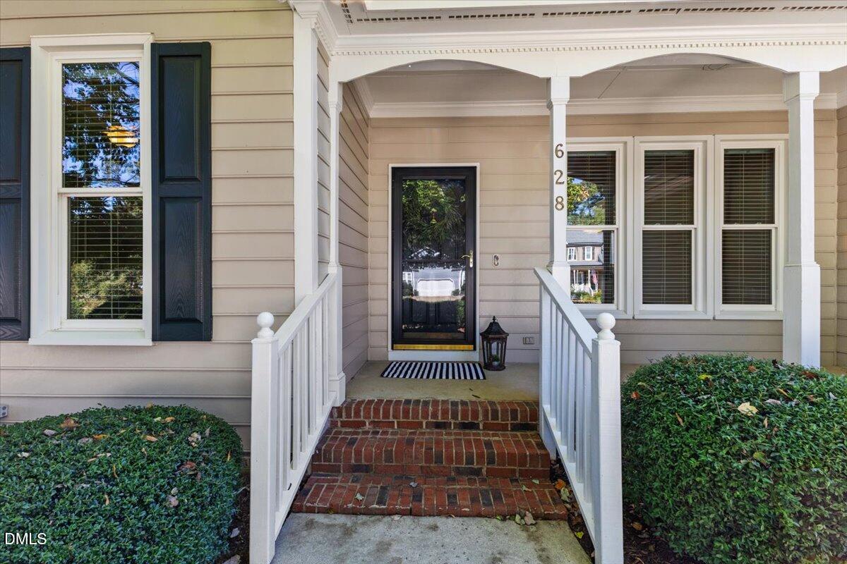 628 Sarah Lawrence Court Raleigh, NC 27609 - Photo 3 of 48 07-IMG_9464