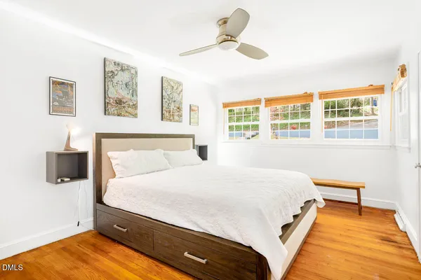 $950,000 | 31 Mt Bolus Road, Chapel Hill, NC 27514