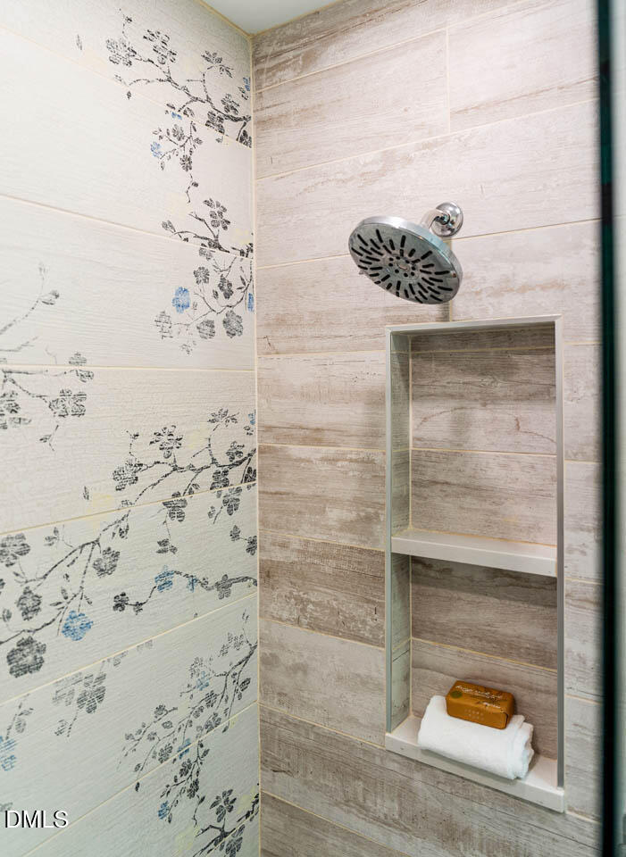 31 Mt Bolus Road Chapel Hill, NC 27514 - Photo 30 of 72 31MtBlousRd-069