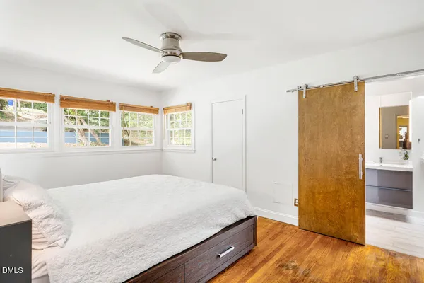 $950,000 | 31 Mt Bolus Road, Chapel Hill, NC 27514