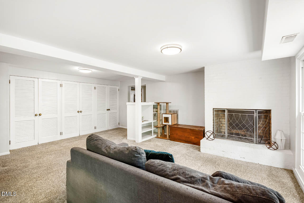 31 Mt Bolus Road Chapel Hill, NC 27514 - Photo 43 of 72 31MtBlousRd-056