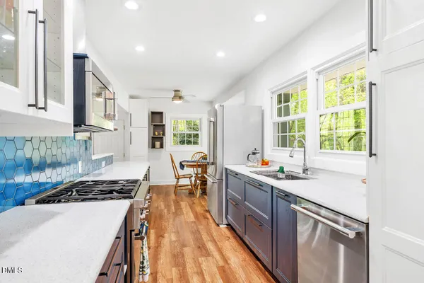 $950,000 | 31 Mt Bolus Road, Chapel Hill, NC 27514