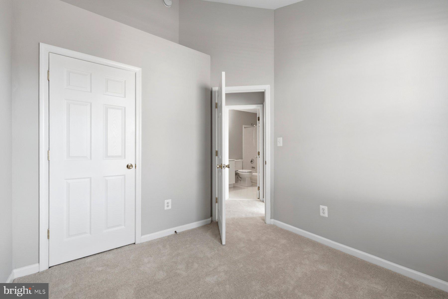 9702 Washingtonian Boulevard Gaithersburg, MD 20878 - Photo 19 of 30 Third Bedroom