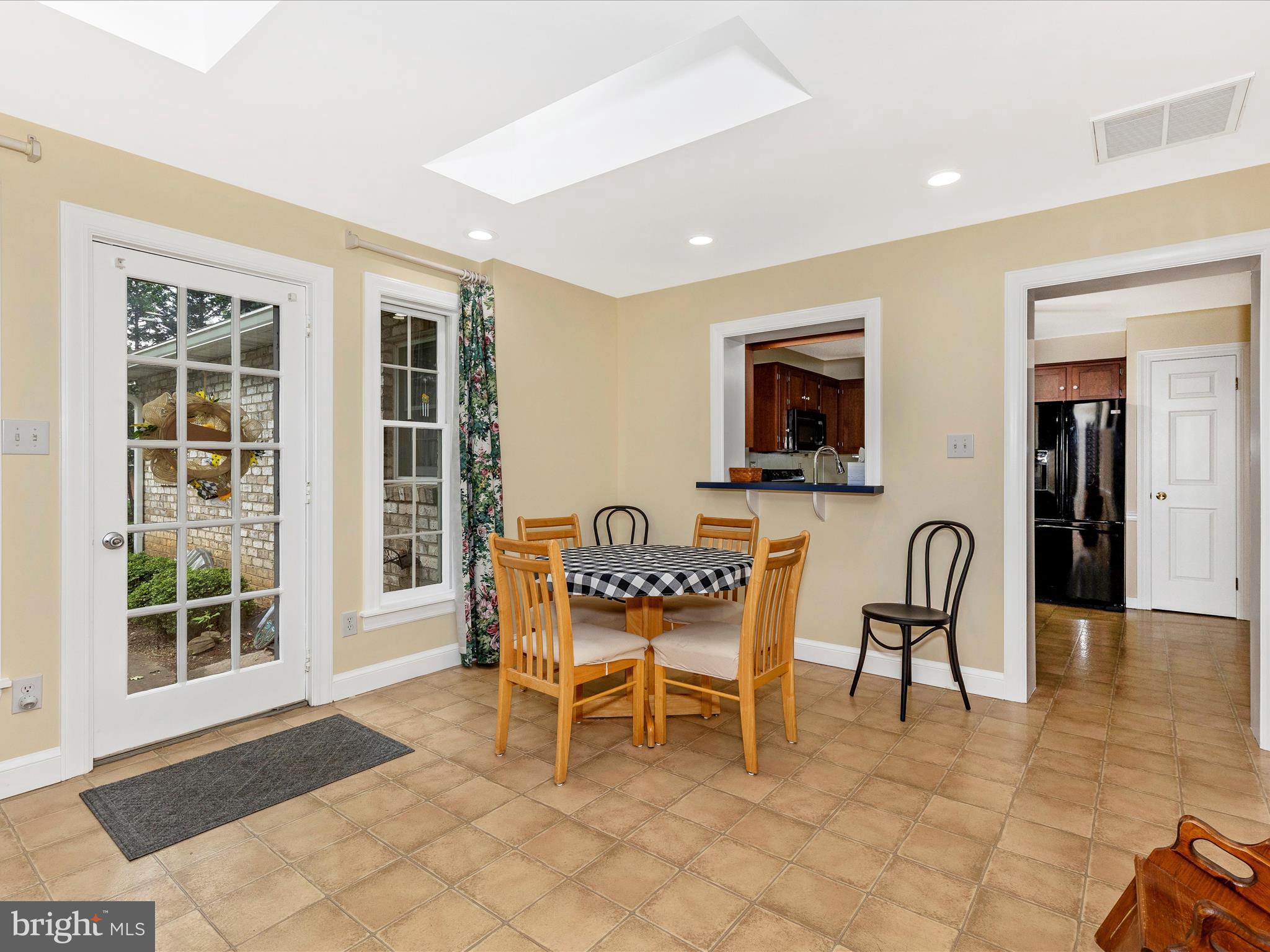 4600 Wayne Road Chambersburg, PA 17202 - Photo 27 of 58 Sunroom