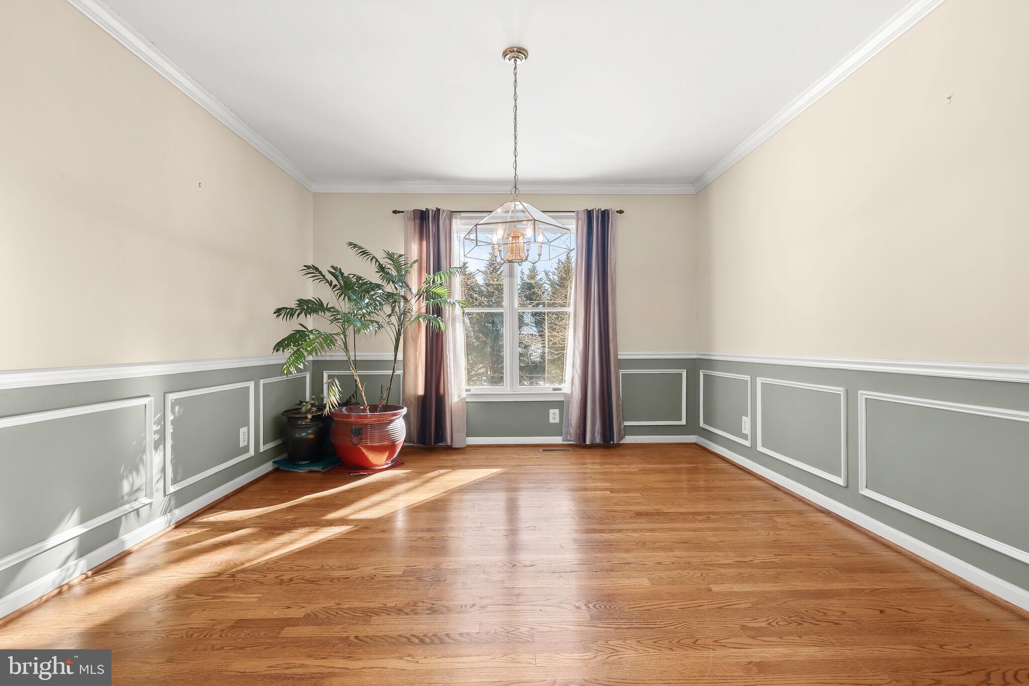 16445 Old Frederick Road Mount Airy, MD 21771 - Photo 12 of 62 Dining Room | Classic Moldings | Hardwood Floors