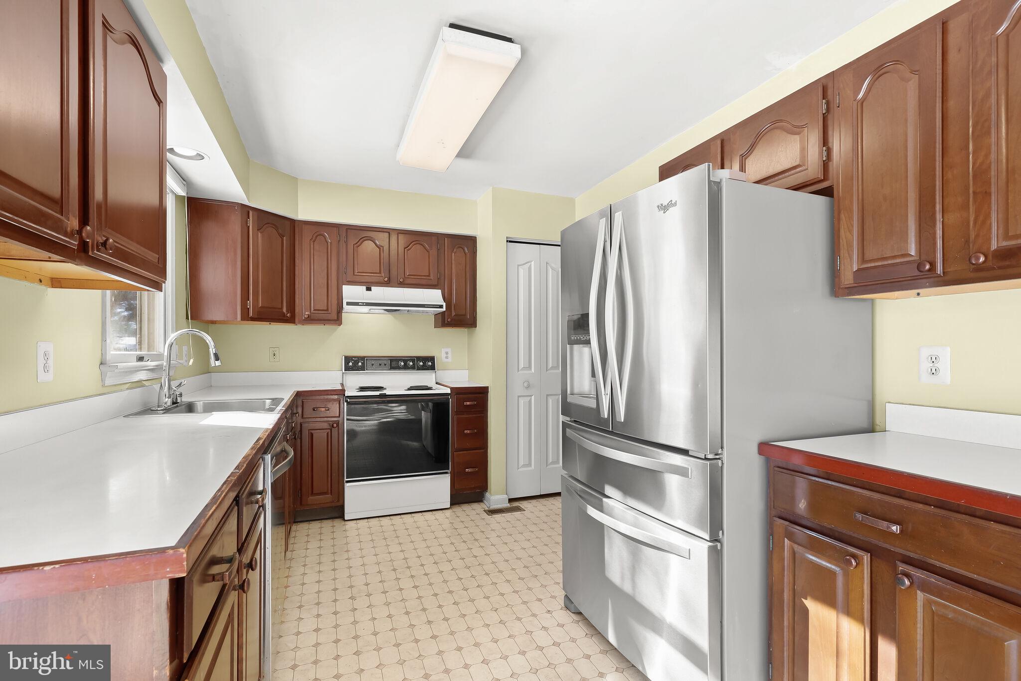 16445 Old Frederick Road Mount Airy, MD 21771 - Photo 15 of 62 Eat-In Kitchen