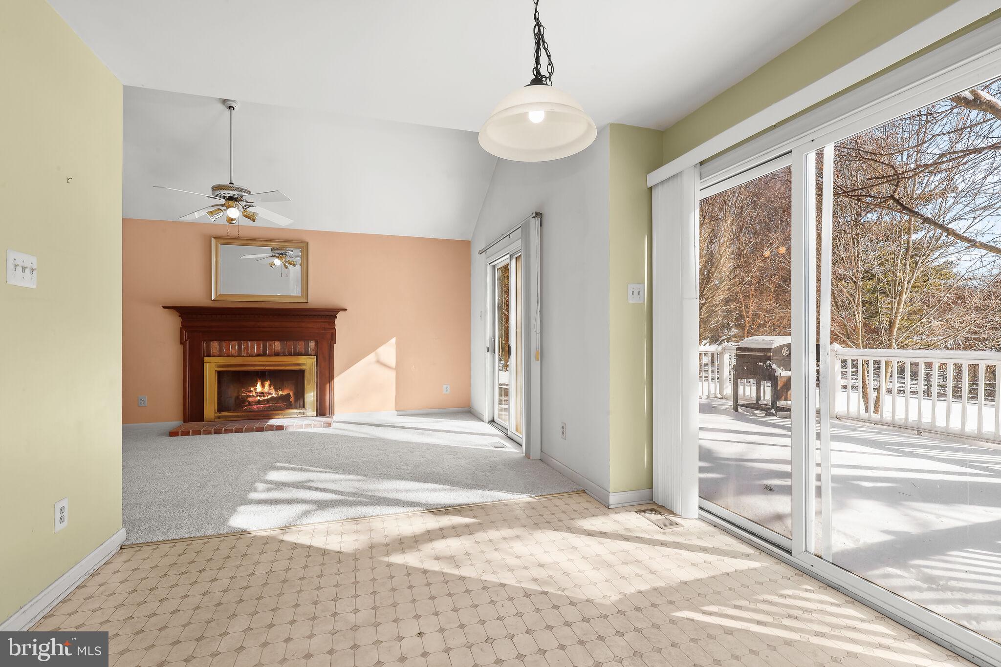 16445 Old Frederick Road Mount Airy, MD 21771 - Photo 20 of 62 Breakfast Room | Access to Deck and Backyard