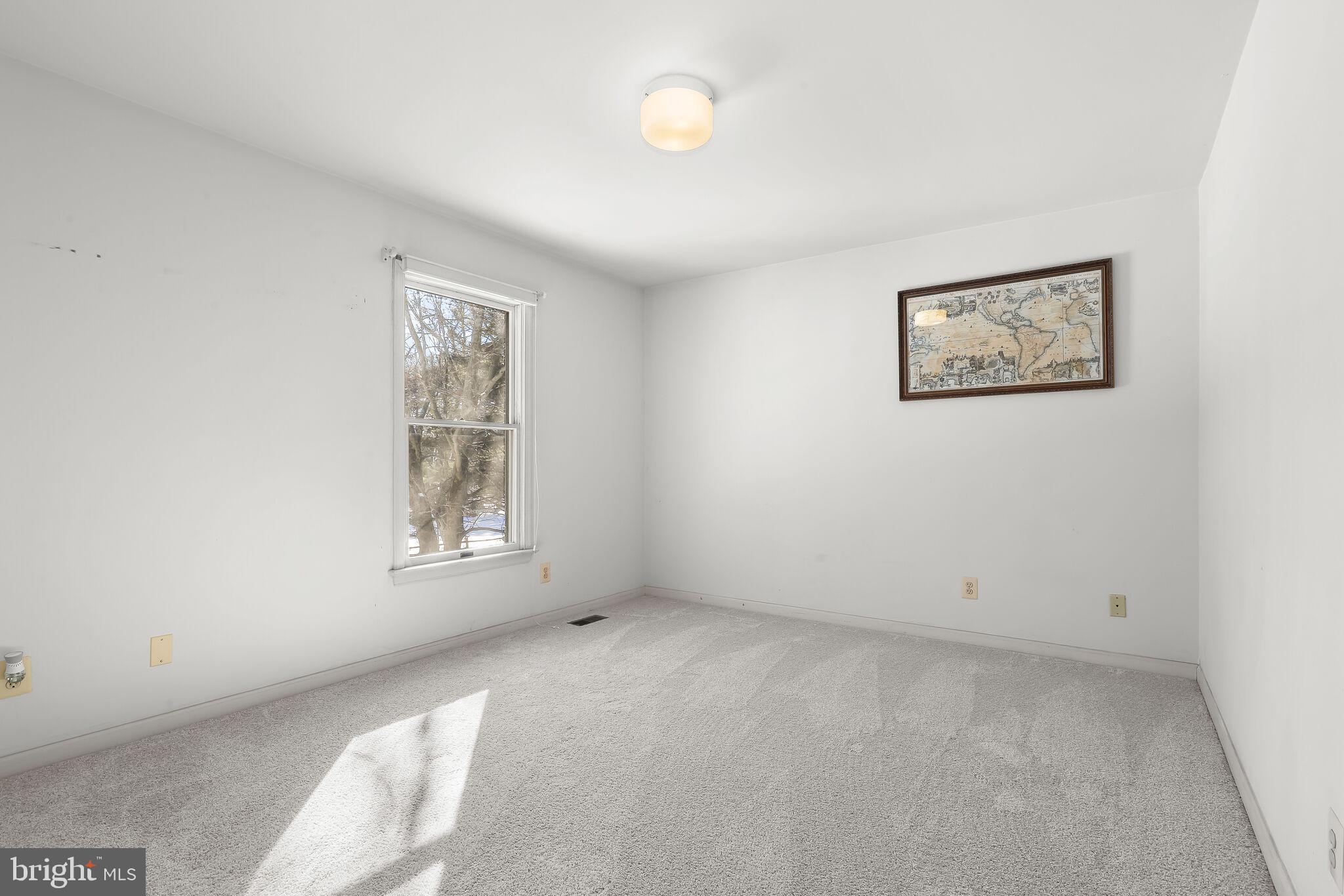 16445 Old Frederick Road Mount Airy, MD 21771 - Photo 36 of 62 Bedroom