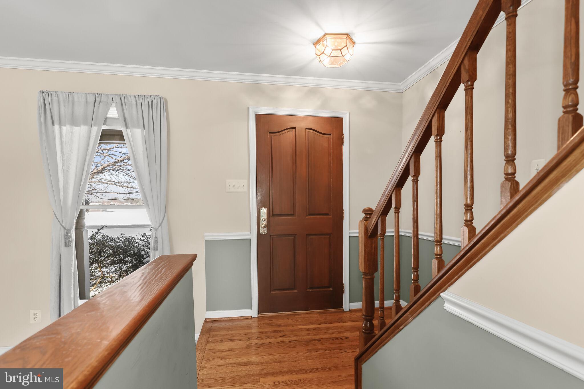16445 Old Frederick Road Mount Airy, MD 21771 - Photo 5 of 62 Foyer | Hardwood Floors