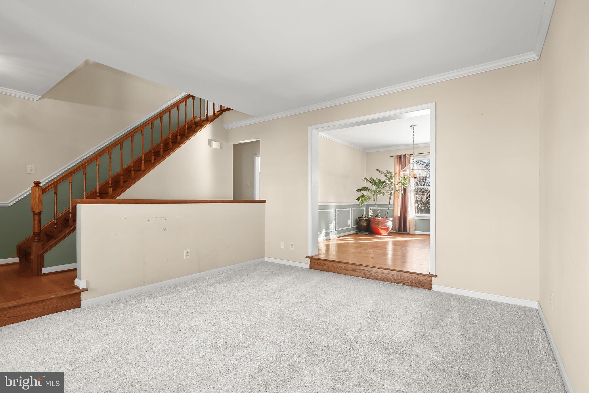 16445 Old Frederick Road Mount Airy, MD 21771 - Photo 10 of 62 Living Room | Crown Moldings | New Carpet