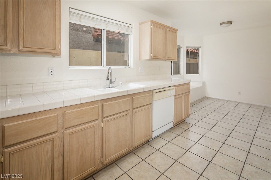 2279 Ramsgate Drive Henderson, NV 89074 - Photo 12 of 40