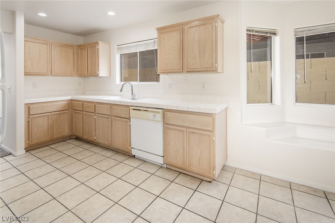 2279 Ramsgate Drive Henderson, NV 89074 - Photo 15 of 40