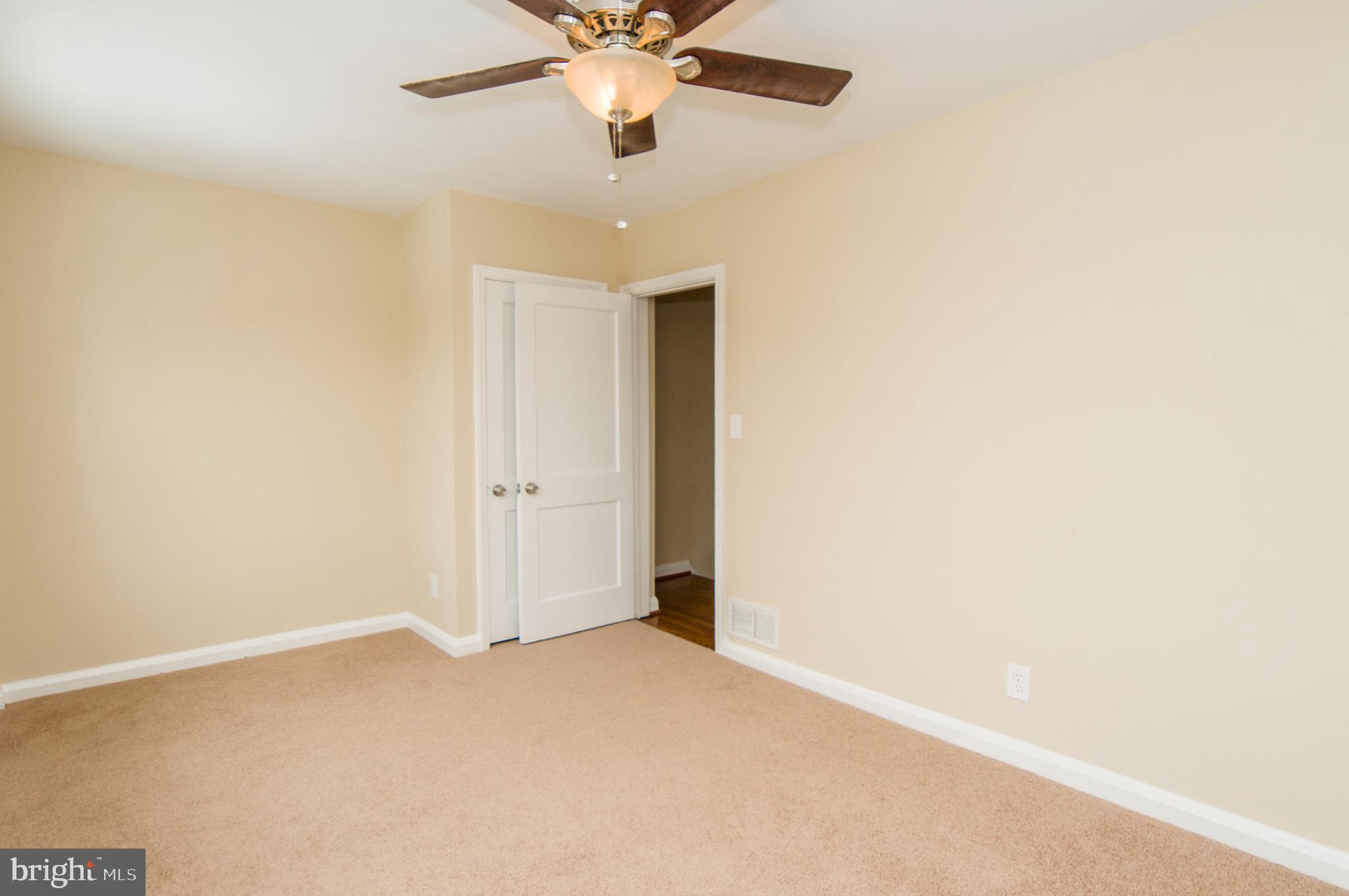 6944 Broening Road Baltimore, MD 21222 - Photo 14 of 24