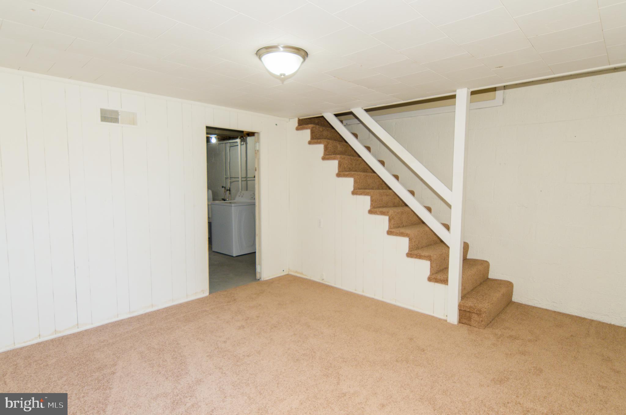 6944 Broening Road Baltimore, MD 21222 - Photo 16 of 24