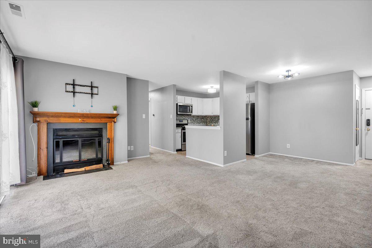 2304 Eagle Row Marlton, NJ 08053 - Photo 3 of 21