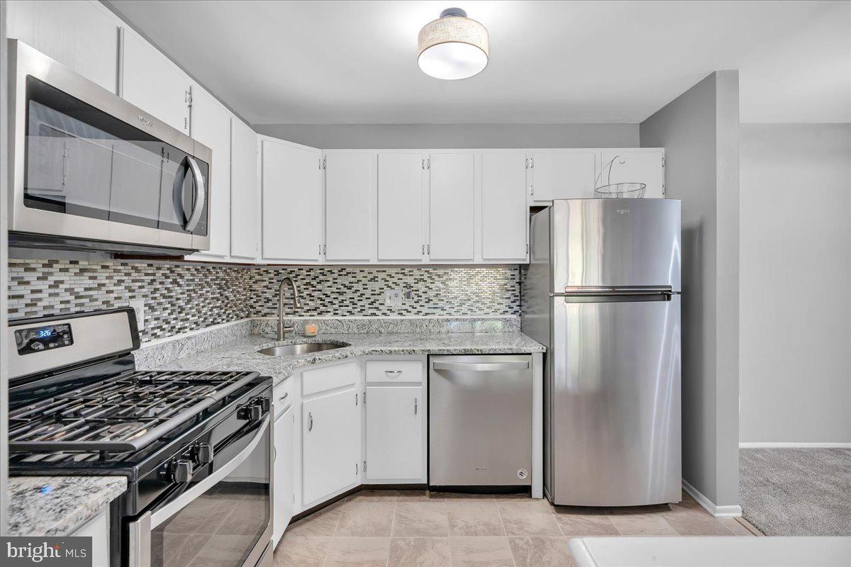 2304 Eagle Row Marlton, NJ 08053 - Photo 7 of 21