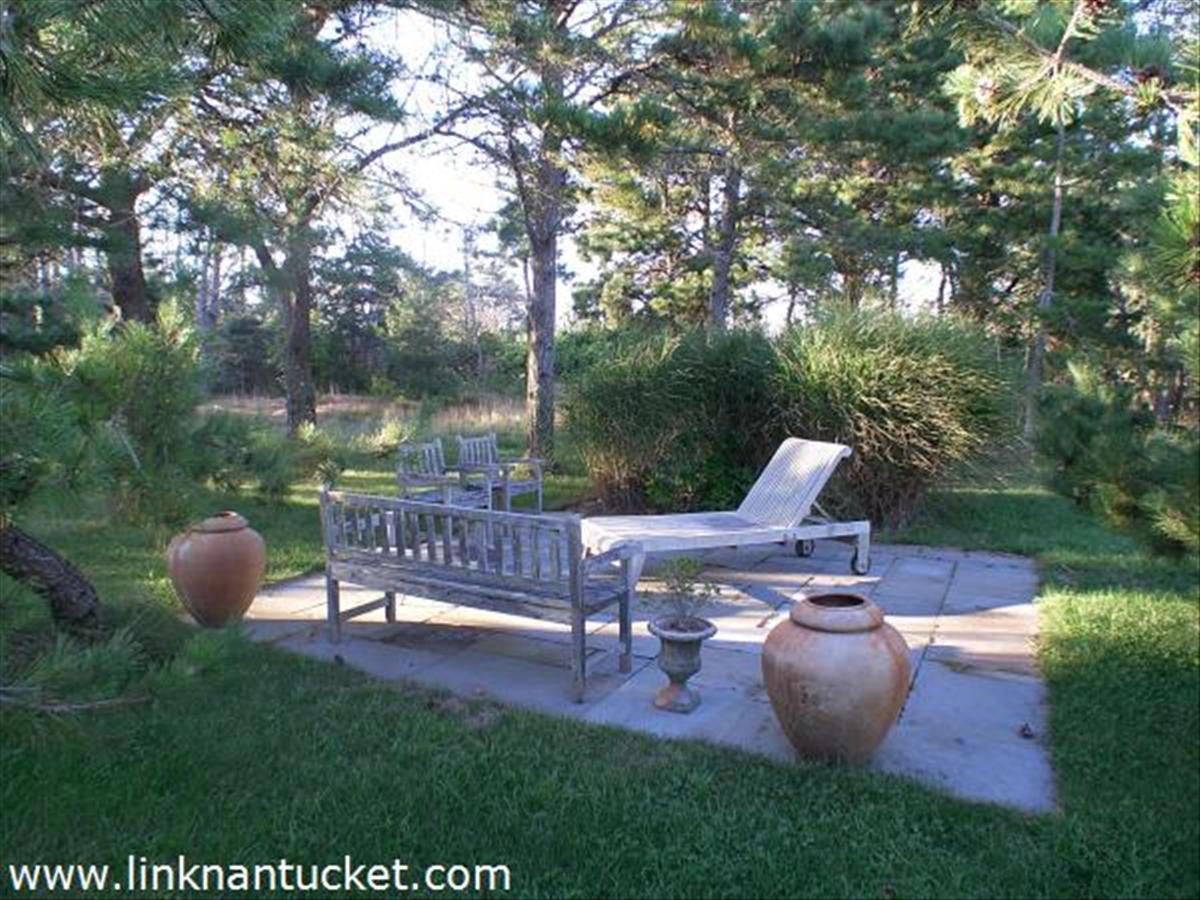 4 Moby Way Nantucket, MA 02554 - Photo 17 of 21 Gallery Image 17