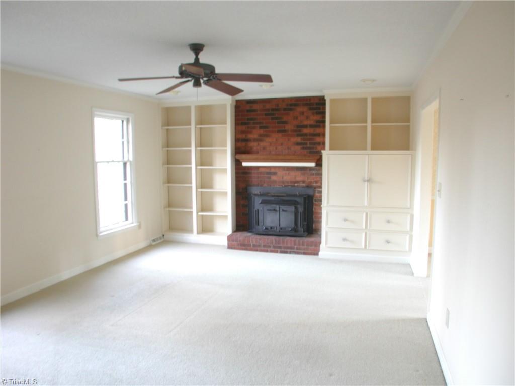 3060 High Cliffs Road Pfafftown, NC 27040 - Photo 3 of 18 Gallery Image 3