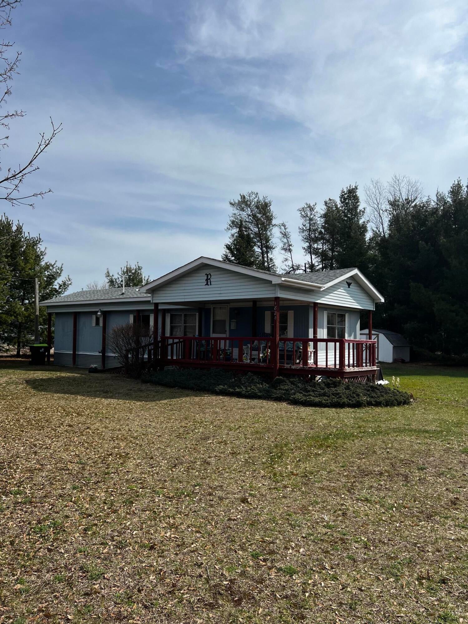 1824 North St Helen Road St. Helen, MI 48656 - Photo 2 of 17 Gallery Image 2