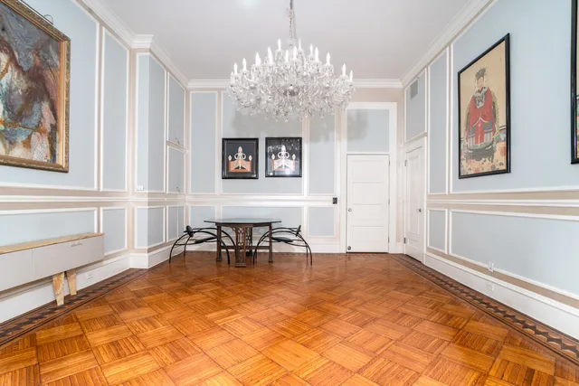 $1,395,000 | 205 West 57th Street, Unit 3DB | Midtown Central