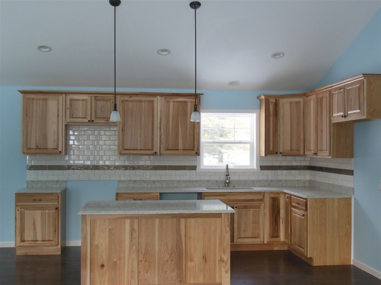 1547 Round Lake Road Interlochen, MI 49643 - Photo 34 of 42 1864826-35.JPG