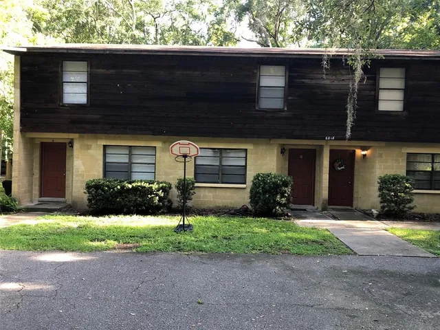 $1,150 | 6818 Southwest 42nd Place, Unit D, Gainesville, FL 32608