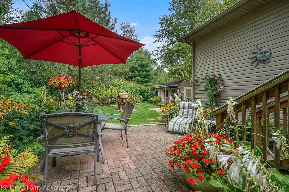 1501 East Marr Road Howell, MI 48855 - Photo 3 of 23 Back Patio Area.jpg