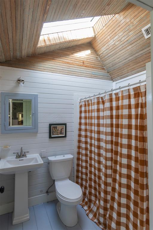 3183 Harrell Road Howe, TX 75459 - Photo 25 of 39 a bathroom with a sink toilet and shower