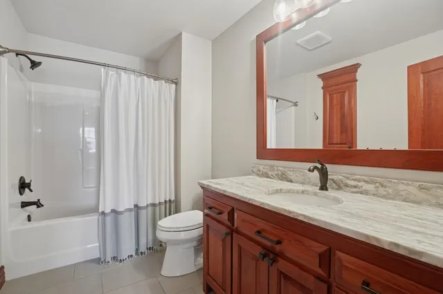 $745,000 | 4717 11th Street West, West Fargo, ND 58078