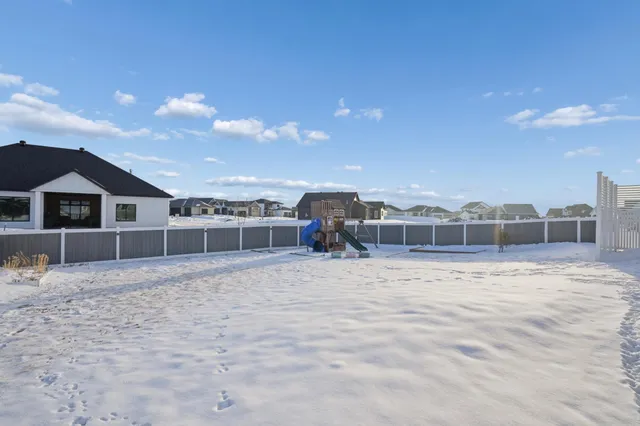 $745,000 | 4717 11th Street West, West Fargo, ND 58078