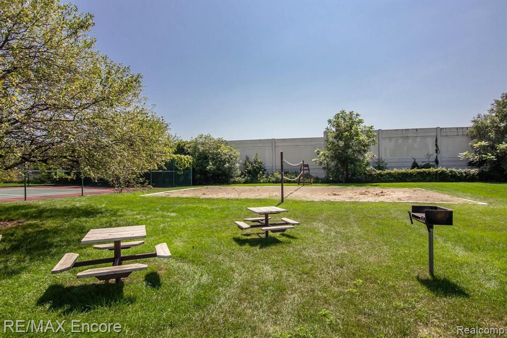 1649 Emerson Circle Rochester Hills, MI 48307 - Photo 29 of 29