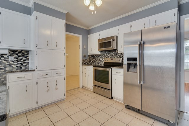 560 Hunterdale Road Evans, GA 30809 - Photo 10 of 38