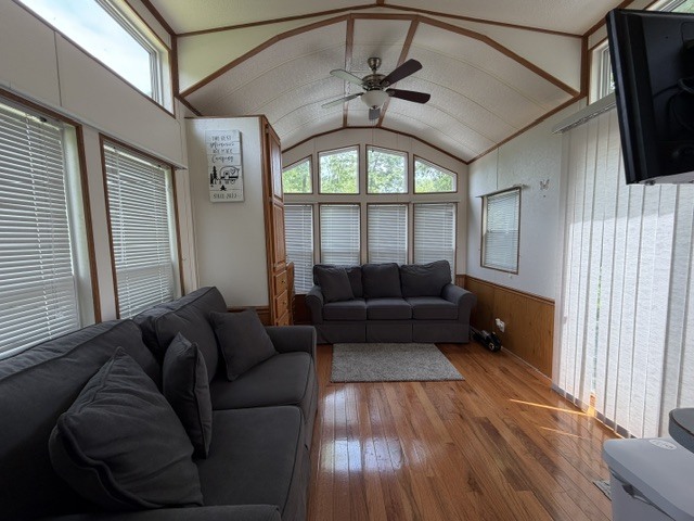 2795 East 28th Road Marseilles, IL 61341 - Photo 3 of 61