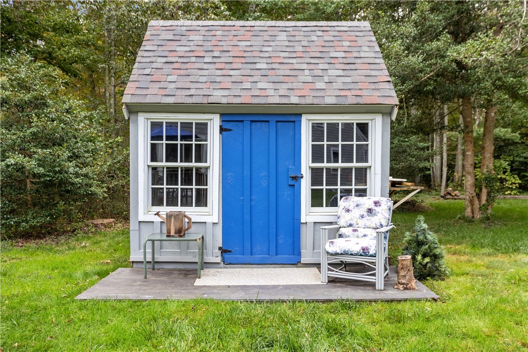 33 Sakonnet Trail Little Compton, RI 02837 - Photo 3 of 50