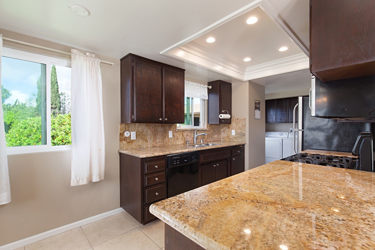 245 Shetland Way Fallbrook, CA 92028 - Photo 16 of 25