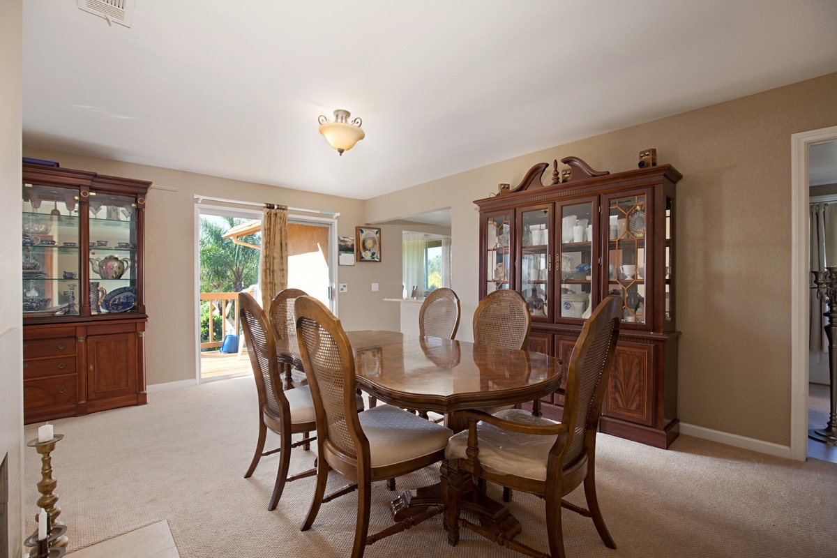 245 Shetland Way Fallbrook, CA 92028 - Photo 4 of 25