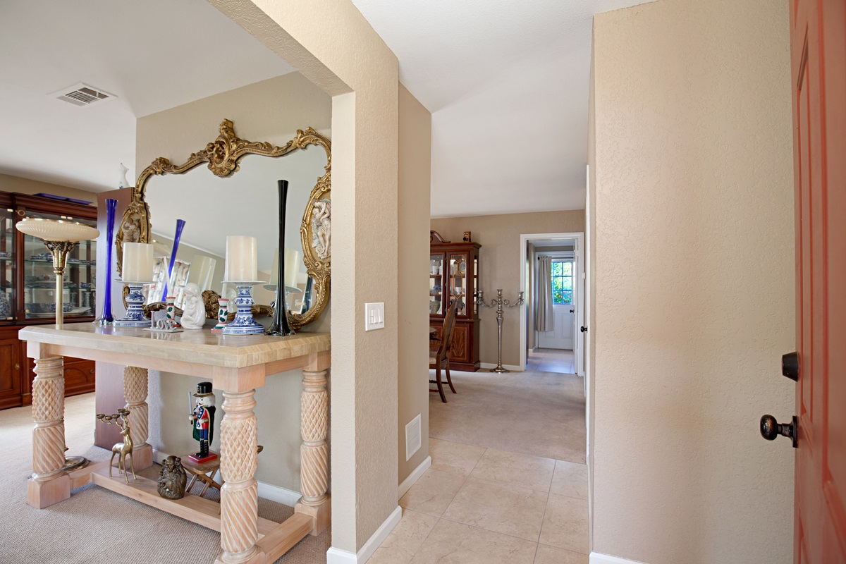 245 Shetland Way Fallbrook, CA 92028 - Photo 5 of 25