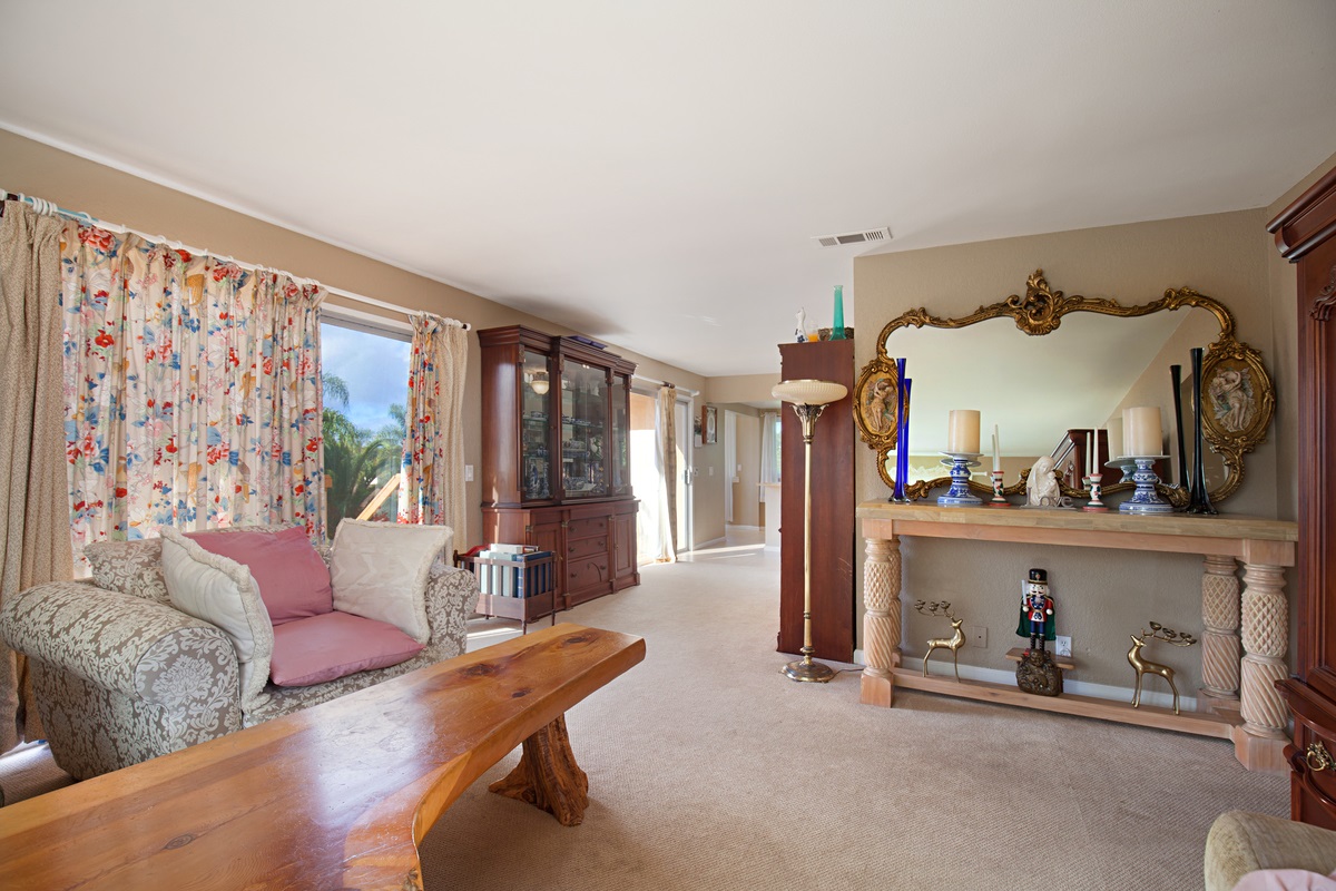 245 Shetland Way Fallbrook, CA 92028 - Photo 6 of 25