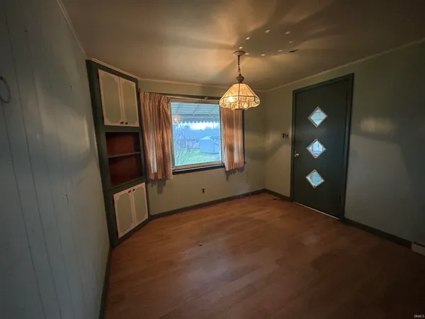 $110,000 | 405 Southwest 3rd Street, Loogootee, IN 47553