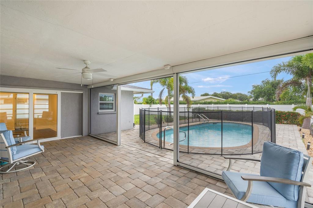 3405 South Lockwood Ridge Road Sarasota, FL 34239 - Photo 38 of 43